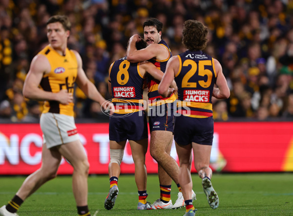 AFL 2025 First Semi Final - Adelaide v Hawthorn - A-62585672