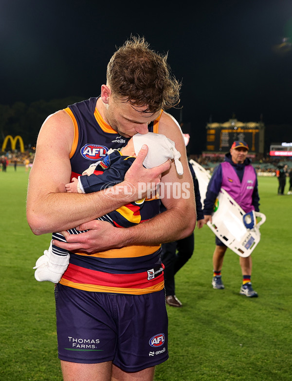 AFL 2025 First Semi Final - Adelaide v Hawthorn - A-62593177