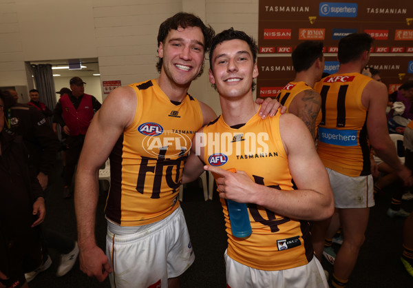 AFL 2025 First Semi Final - Adelaide v Hawthorn - A-62596443