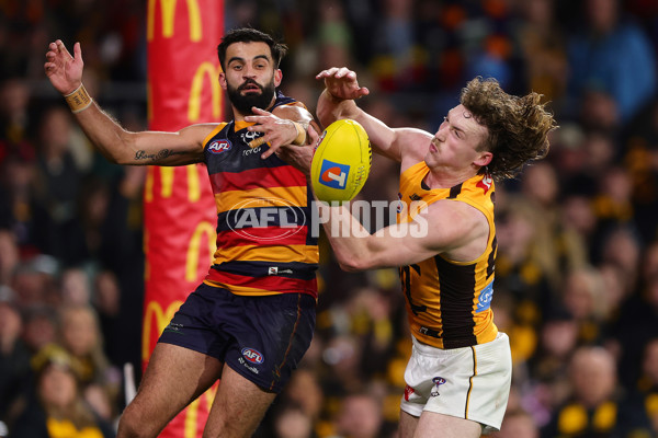 AFL 2025 First Semi Final - Adelaide v Hawthorn - A-62600974