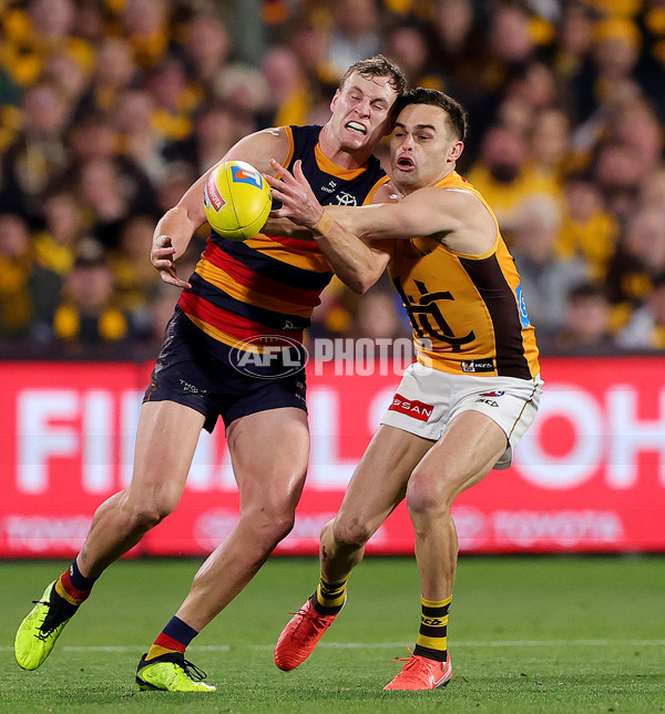 AFL 2025 First Semi Final - Adelaide v Hawthorn - A-62600978
