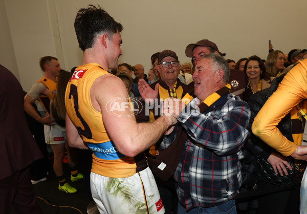 AFL 2025 First Semi Final - Adelaide v Hawthorn - A-62601529