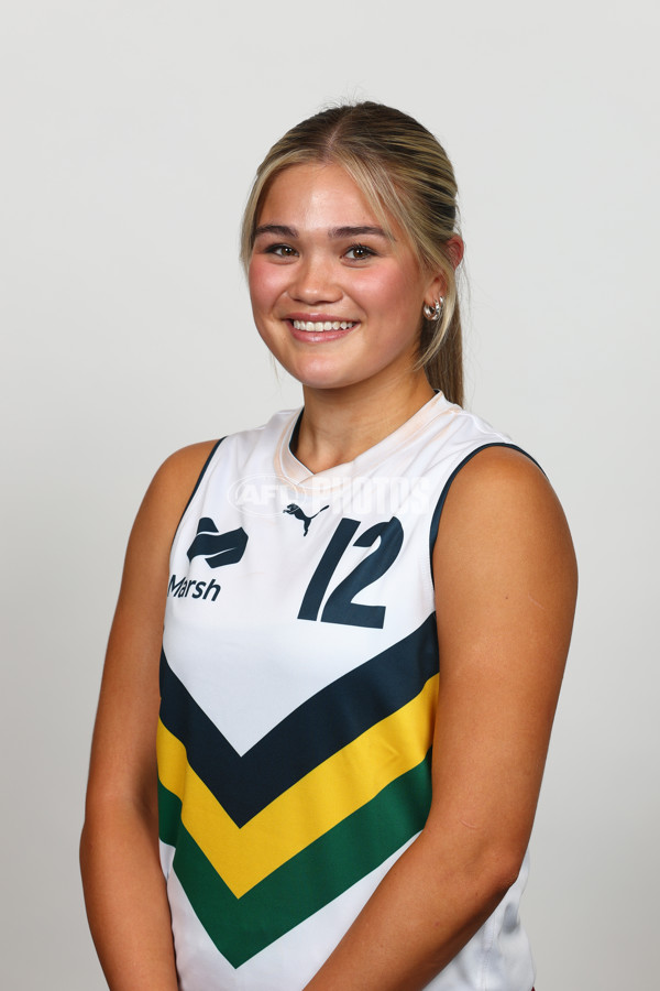 2025 Marsh AFL National Futures Girls Headshots Session - A-62618375