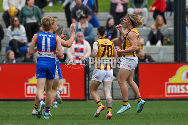 VFL 2025 First Preliminary Final - Footscray v Box Hill - A-62744902