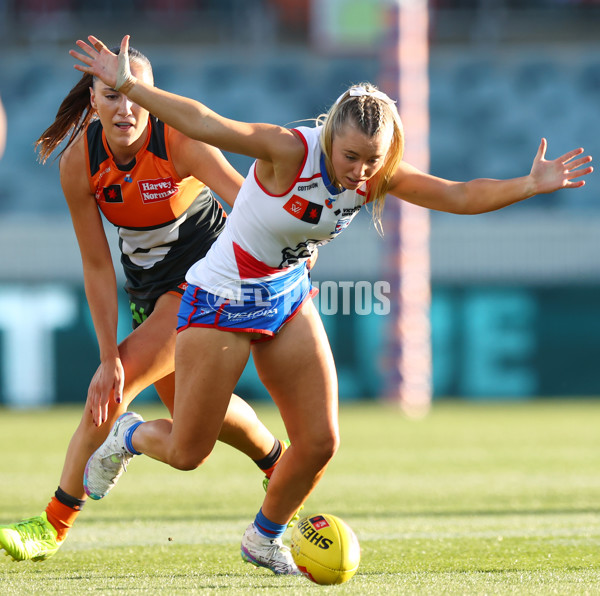 AFLW 2025 Round 05 - GWS v Western Bulldogs - A-62755879