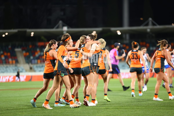 AFLW 2025 Round 05 - GWS v Western Bulldogs - A-62767950