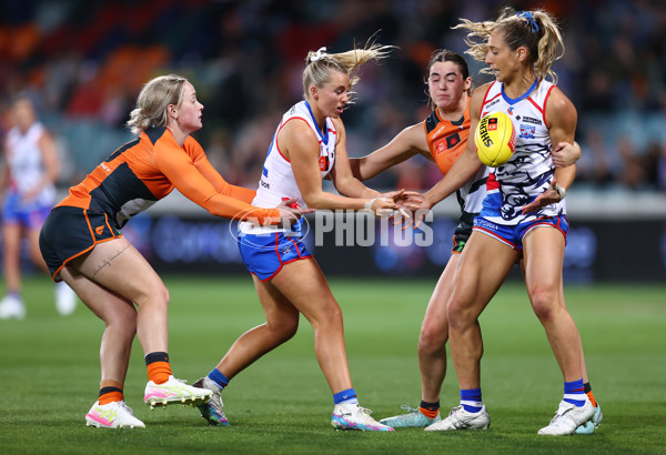 AFLW 2025 Round 05 - GWS v Western Bulldogs - A-62771030