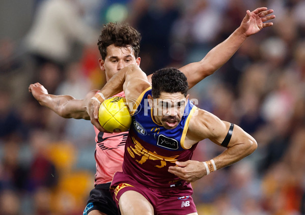 AFL 2025 Second Semi Final - Brisbane v Gold Coast - A-62774176
