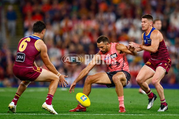 AFL 2025 Second Semi Final - Brisbane v Gold Coast - A-62775828