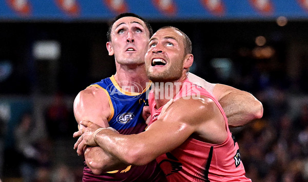 AFL 2025 Second Semi Final - Brisbane v Gold Coast - A-62778532