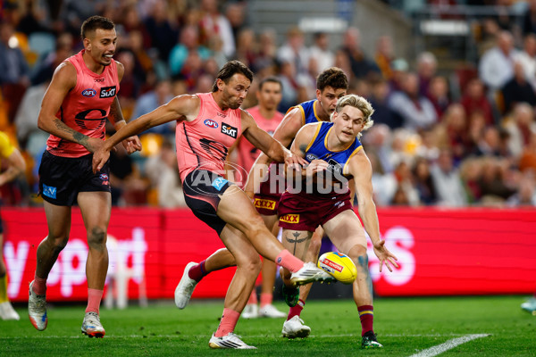 AFL 2025 Second Semi Final - Brisbane v Gold Coast - A-62788405