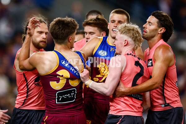 AFL 2025 Second Semi Final - Brisbane v Gold Coast - A-62788416