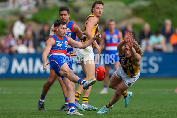 VFL 2025 First Preliminary Final - Footscray v Box Hill - A-62795696