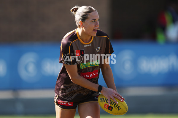 AFLW 2025 Round 05 - Hawthorn v Adelaide - A-62808329