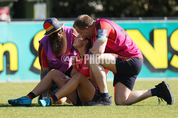 AFLW 2025 Round 05 - Hawthorn v Adelaide - A-62811178