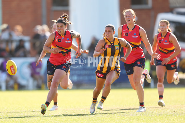 AFLW 2025 Round 05 - Hawthorn v Adelaide - A-62815296