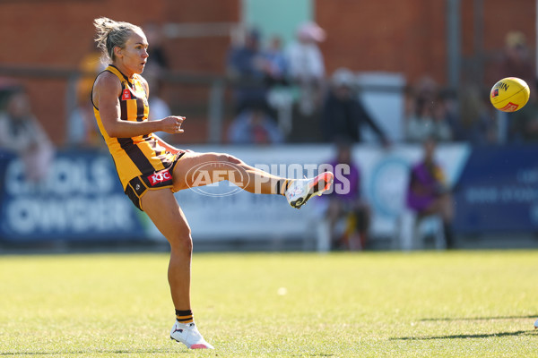 AFLW 2025 Round 05 - Hawthorn v Adelaide - A-62815300