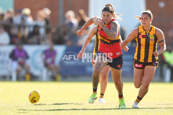 AFLW 2025 Round 05 - Hawthorn v Adelaide - A-62816554