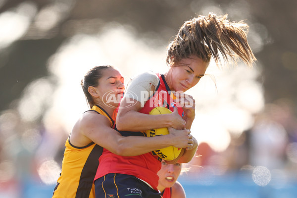 AFLW 2025 Round 05 - Hawthorn v Adelaide - A-62816560