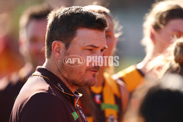 AFLW 2025 Round 05 - Hawthorn v Adelaide - A-62816601