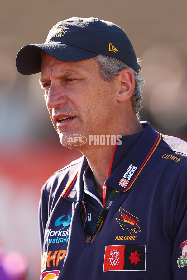 AFLW 2025 Round 05 - Hawthorn v Adelaide - A-62817759