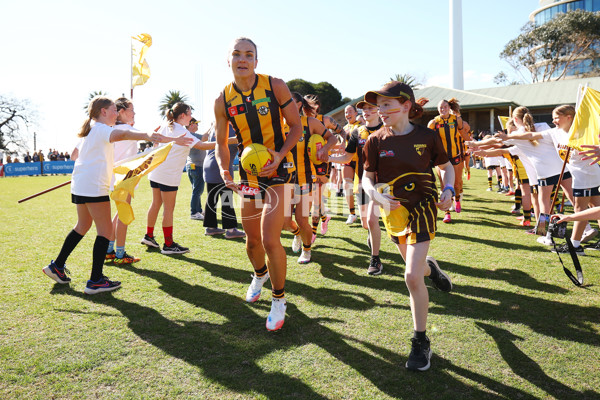 AFLW 2025 Round 05 - Hawthorn v Adelaide - A-62819321