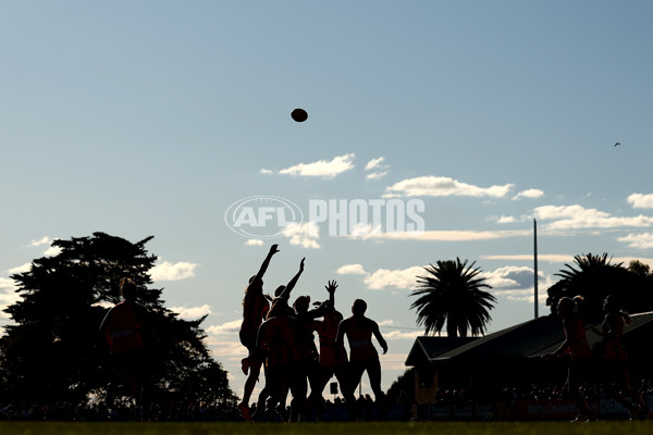 AFLW 2025 Round 05 - Hawthorn v Adelaide - A-62819366