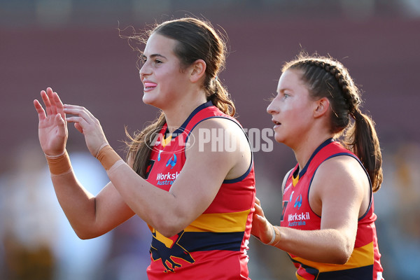 AFLW 2025 Round 05 - Hawthorn v Adelaide - A-62820834