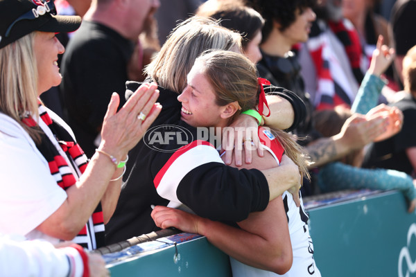 AFLW 2025 Round 05 - Essendon v St Kilda - A-62823324