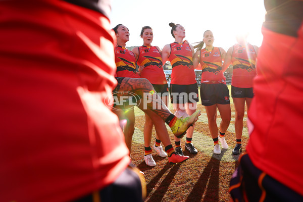 AFLW 2025 Round 05 - Hawthorn v Adelaide - A-62823361