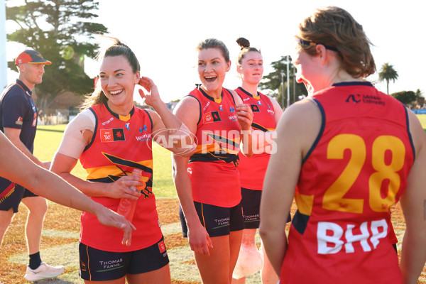 AFLW 2025 Round 05 - Hawthorn v Adelaide - A-62823364