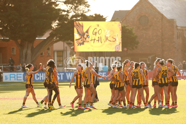 AFLW 2025 Round 05 - Hawthorn v Adelaide - A-62823366