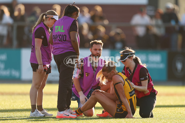 AFLW 2025 Round 05 - Hawthorn v Adelaide - A-62824698