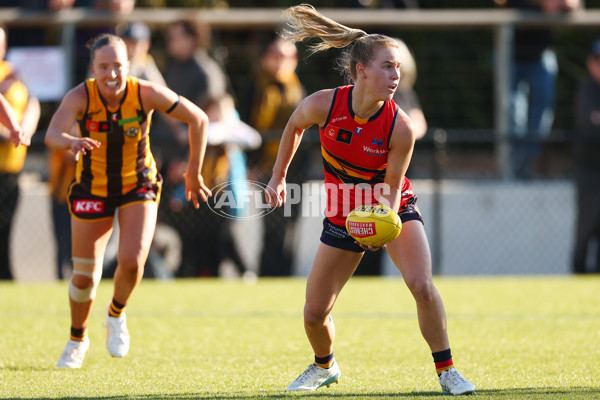 AFLW 2025 Round 05 - Hawthorn v Adelaide - A-62825979