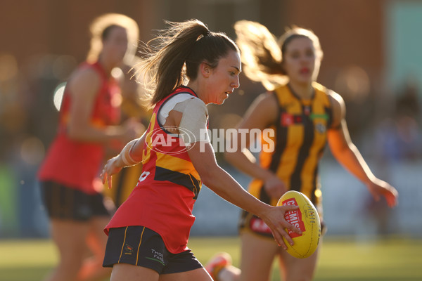 AFLW 2025 Round 05 - Hawthorn v Adelaide - A-62827253