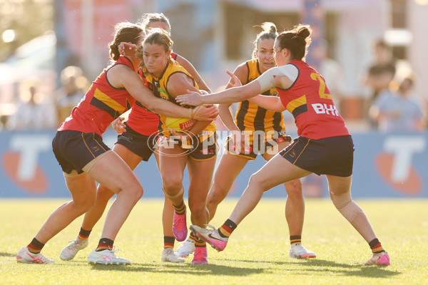 AFLW 2025 Round 05 - Hawthorn v Adelaide - A-62827254