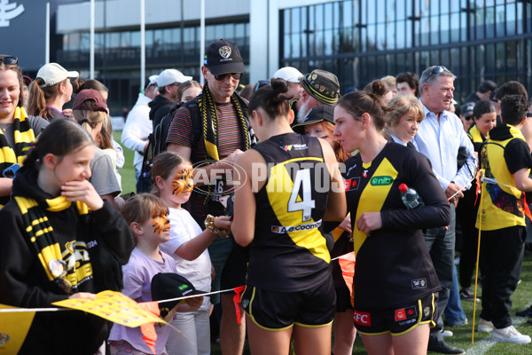 AFLW 2025 Round 05 - Richmond v Geelong - A-62828731