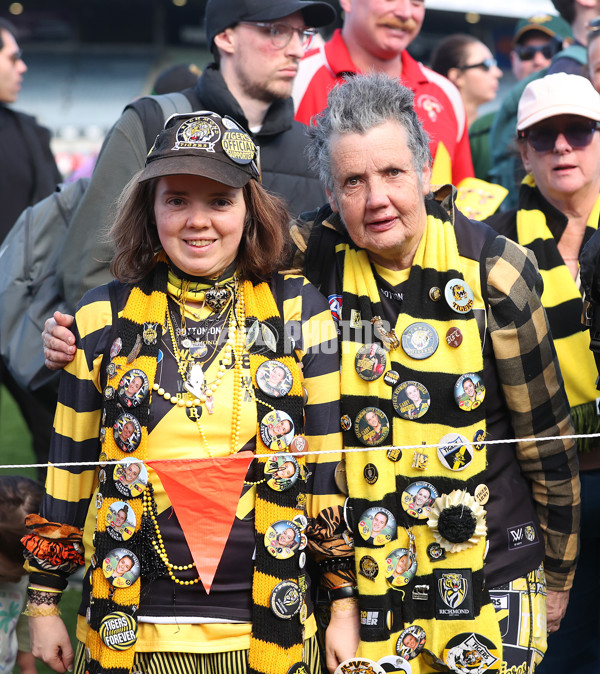 AFLW 2025 Round 05 - Richmond v Geelong - A-62828732