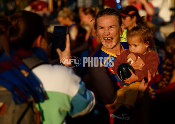 AFLW 2025 Round 05 - Brisbane v North Melbourne - A-62831300