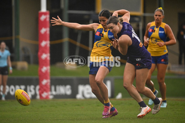 AFLW 2025 Round 05 - Fremantle v West Coast - A-62831315