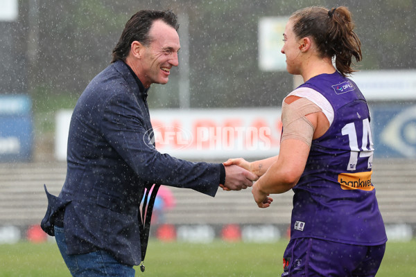 AFLW 2025 Round 05 - Fremantle v West Coast - A-62831377