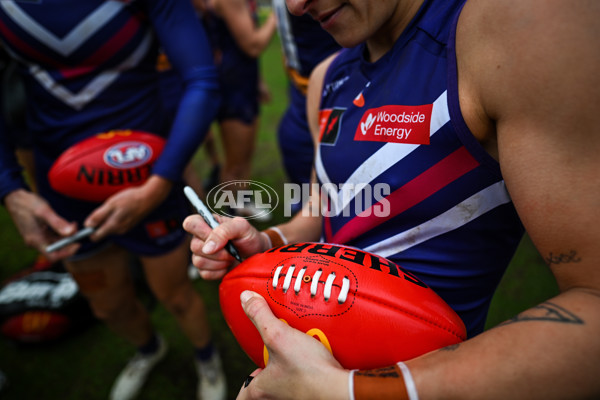 AFLW 2025 Round 05 - Fremantle v West Coast - A-62832702