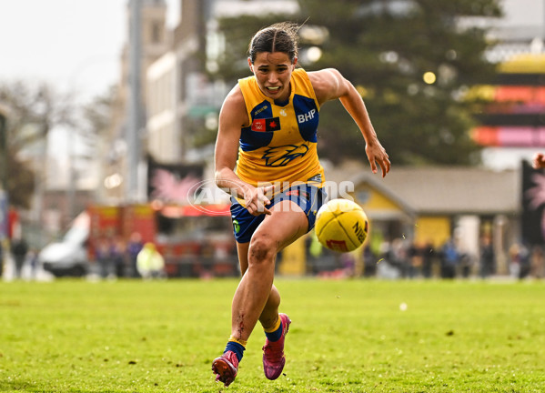 AFLW 2025 Round 05 - Fremantle v West Coast - A-62832703