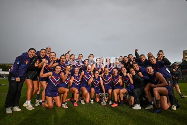 AFLW 2025 Round 05 - Fremantle v West Coast - A-62833978