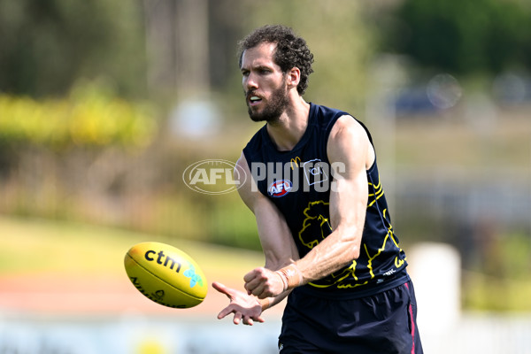 AFL 2025 Training - Brisbane 160925 - A-62847675