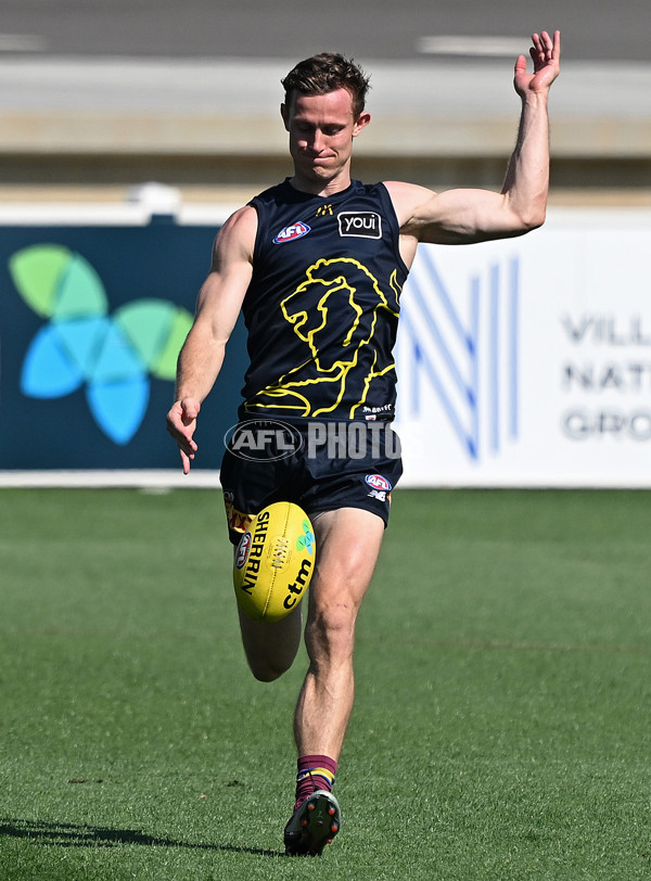 AFL 2025 Training - Brisbane 180925 - A-62885552