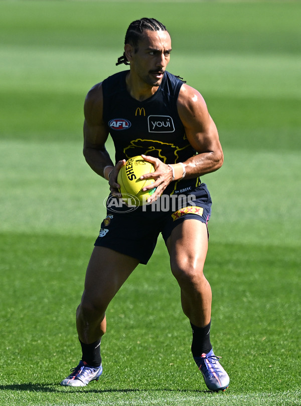 AFL 2025 Training - Brisbane 180925 - A-62885553