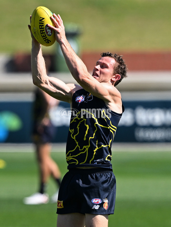 AFL 2025 Training - Brisbane 180925 - A-62885557