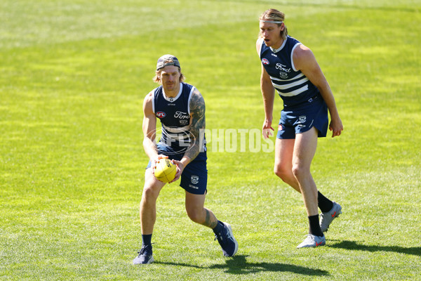 AFL 2025 Training - Geelong 180925 - A-62889269