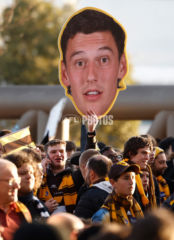 AFL 2025 Second Preliminary Final - Geelong v Hawthorn - A-62891843